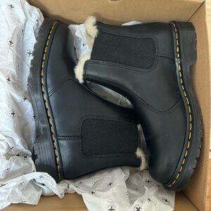 Dr. Martens 2976 Leonore Chelsea Boot - Women’s Size 10 Black NEW IN BOX